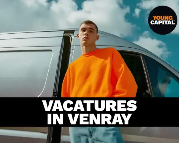 Młody mężczyzna w pomarańczowej bluzie obok vana. Ogłoszenie: praca Venray bez języka.